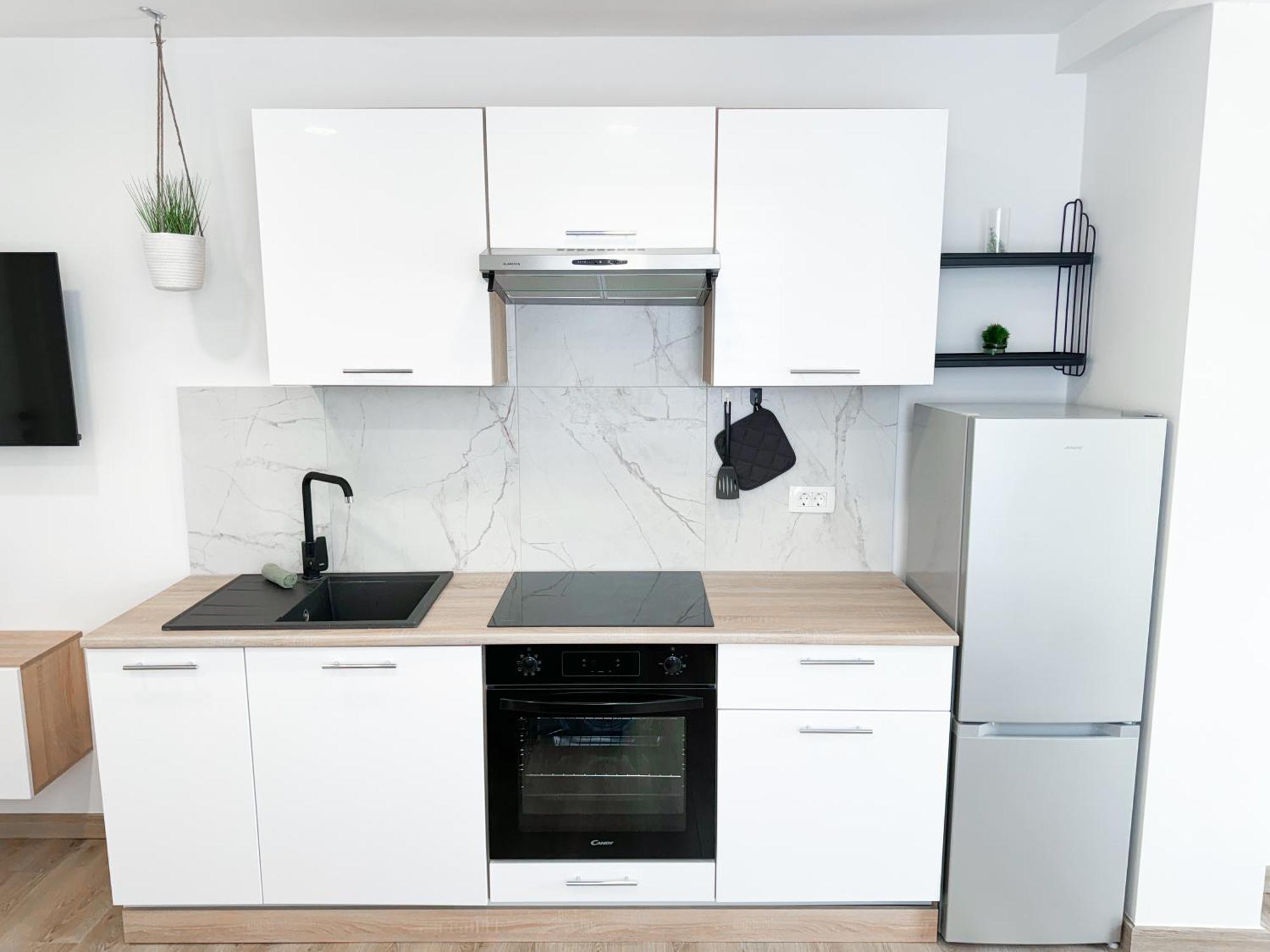 The Pinot'S Apartments Копер Екстериор снимка